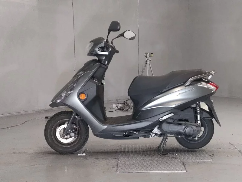Yamaha AXIS Z