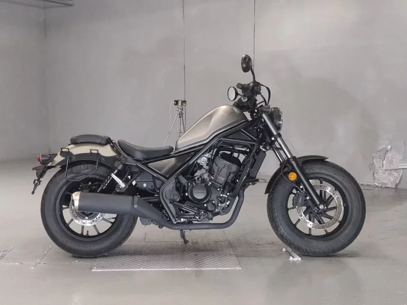 Honda REBEL