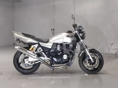 Yamaha XJR400R-1