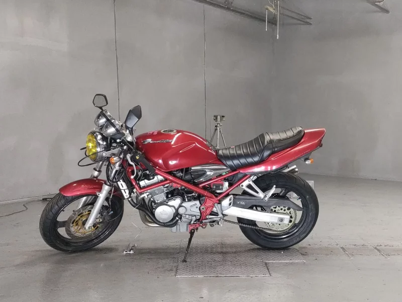 Suzuki BANDIT250-1