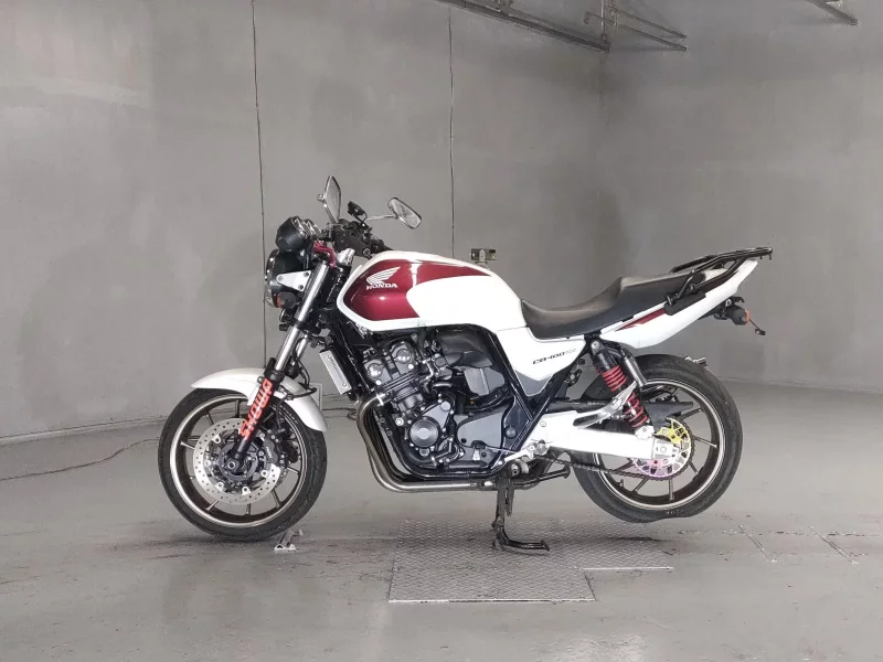 Honda CB400SFV-4
