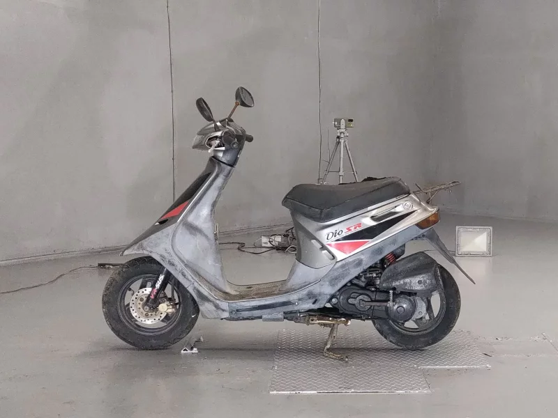 Honda DIO SR