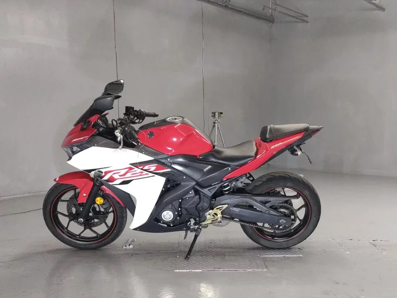 Yamaha YZF-R25