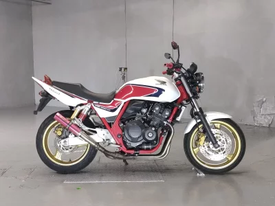 Honda CB400SFV-4