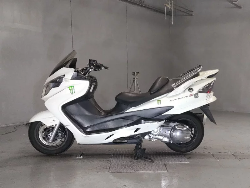 Suzuki SKYWAVE 400S