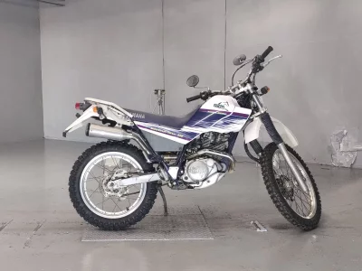 Yamaha SEROW 225W