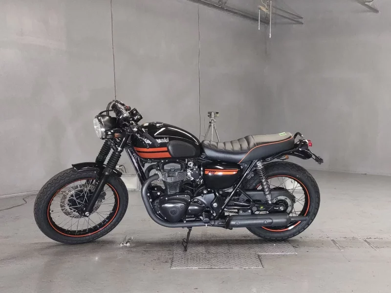 Kawasaki W800