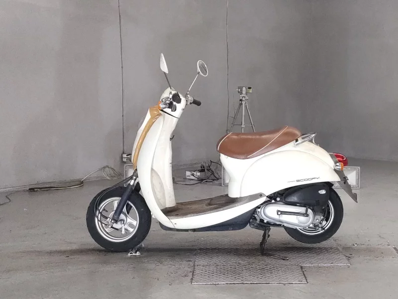 Honda CREA SCOOPY