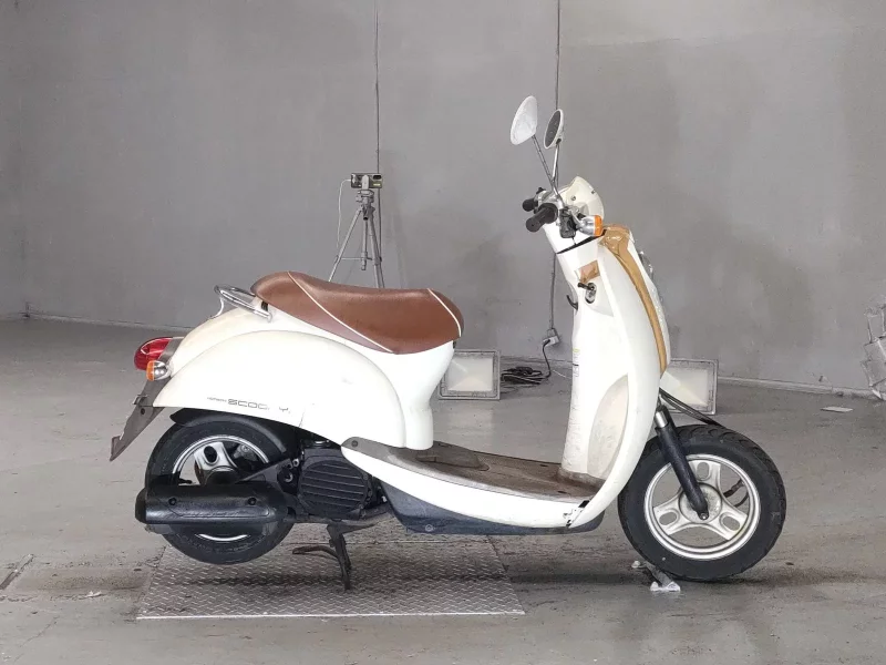 Honda CREA SCOOPY