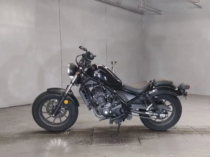 Honda REBEL