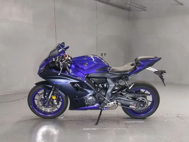 Yamaha YZF-R7