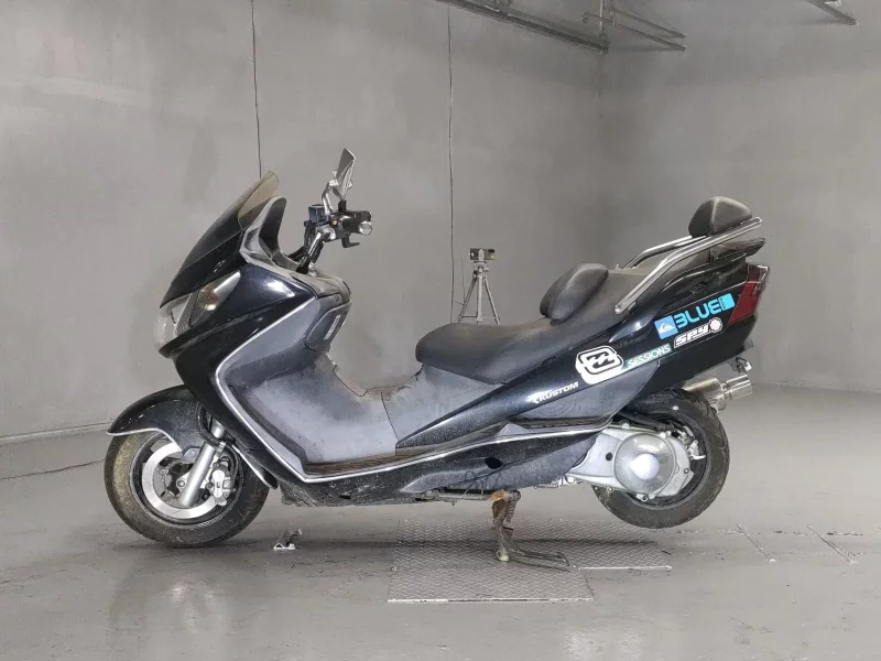 Suzuki SKYWAVE 250S