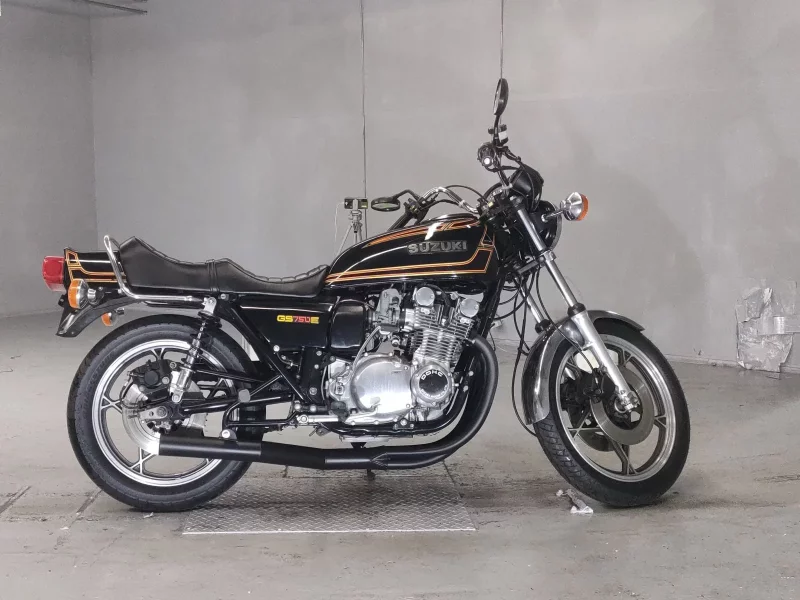 Suzuki GS750
