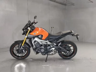 Yamaha MT-09 лот № 5321 оценка 4  с аукциона в Японии 2