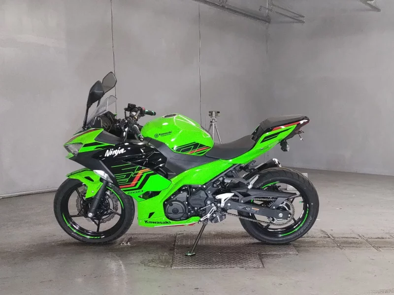 Kawasaki NINJA250