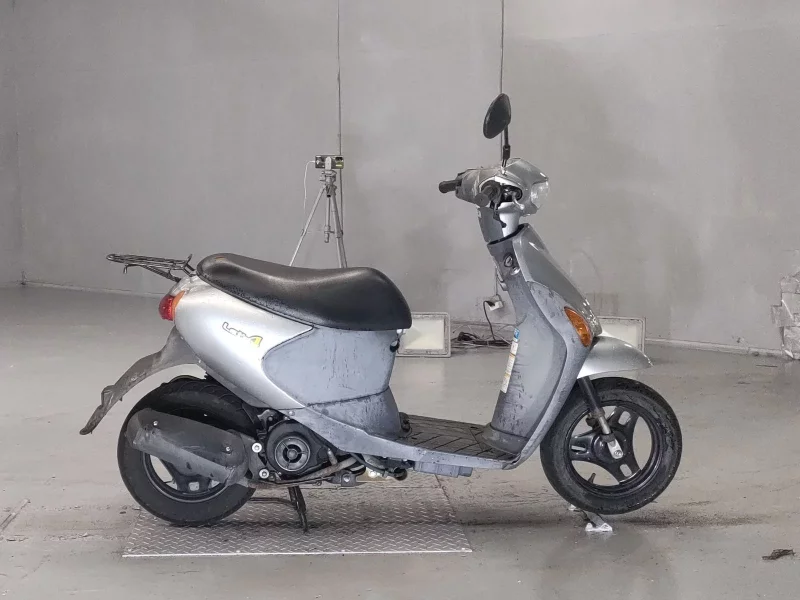 Suzuki LET S4