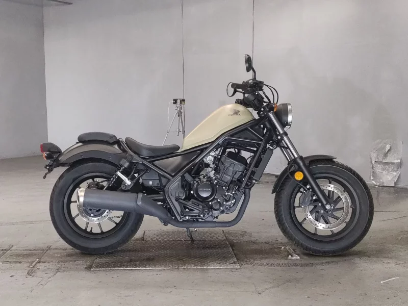 Honda REBEL