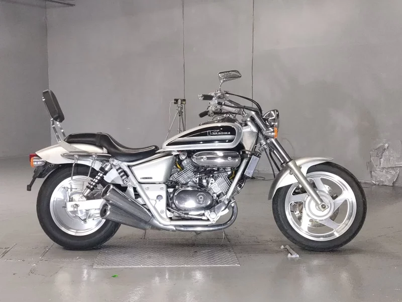 Honda MAGNA 250
