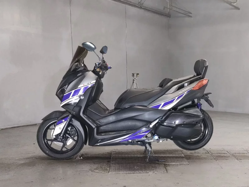 Yamaha X-MAX250