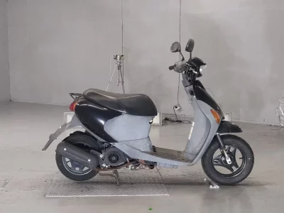 Suzuki LET S4