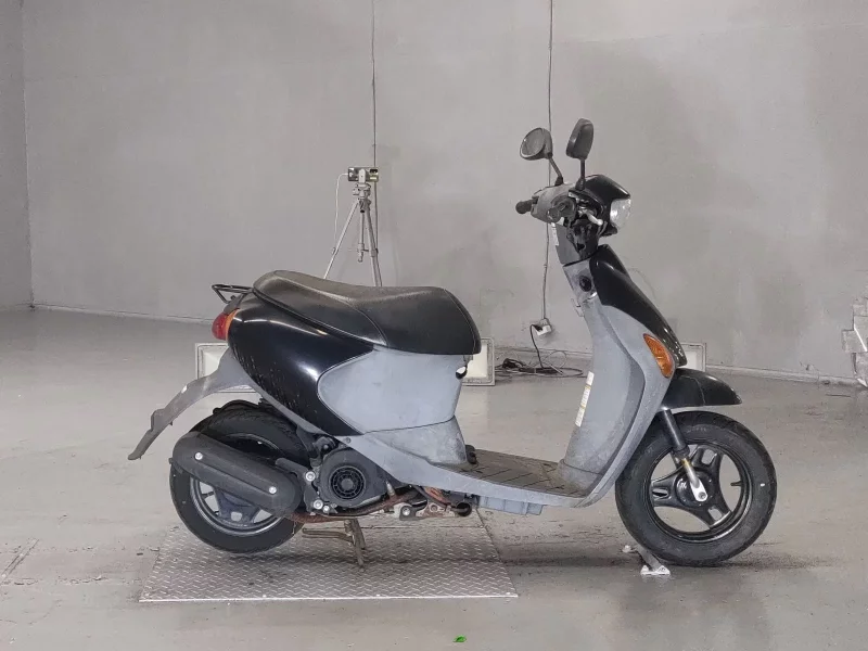 Suzuki LET S4