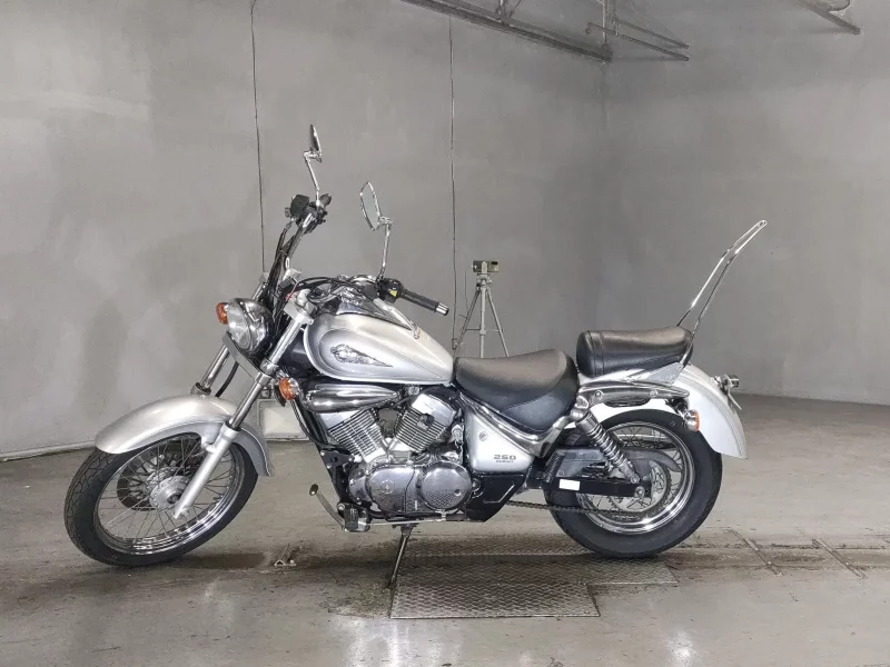 Suzuki INTRUDER 250