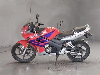 Honda CBR125R