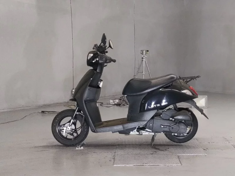 Suzuki LET S