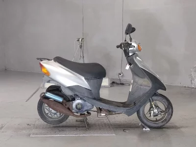 Suzuki LET S2