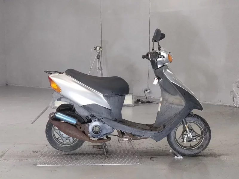 Suzuki LET S2