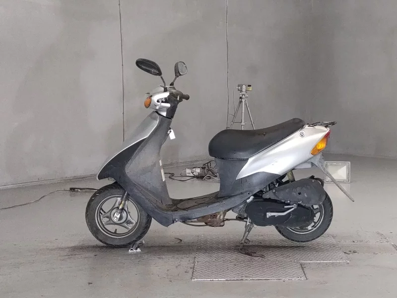 Suzuki LET S2
