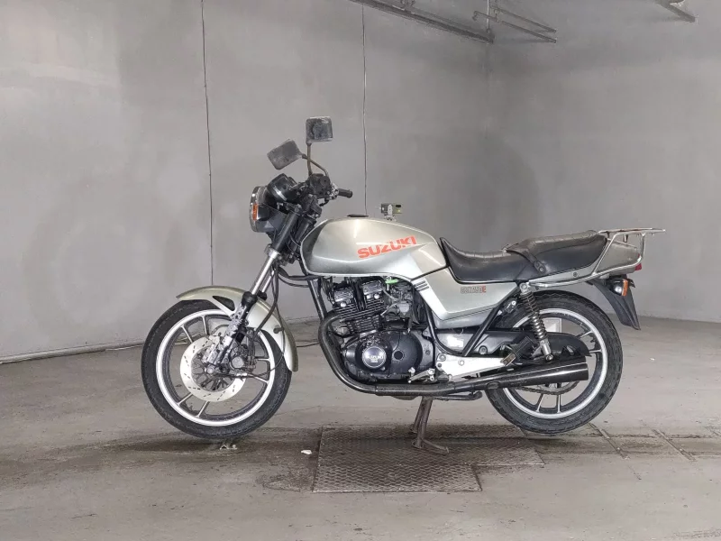 Suzuki GSX250