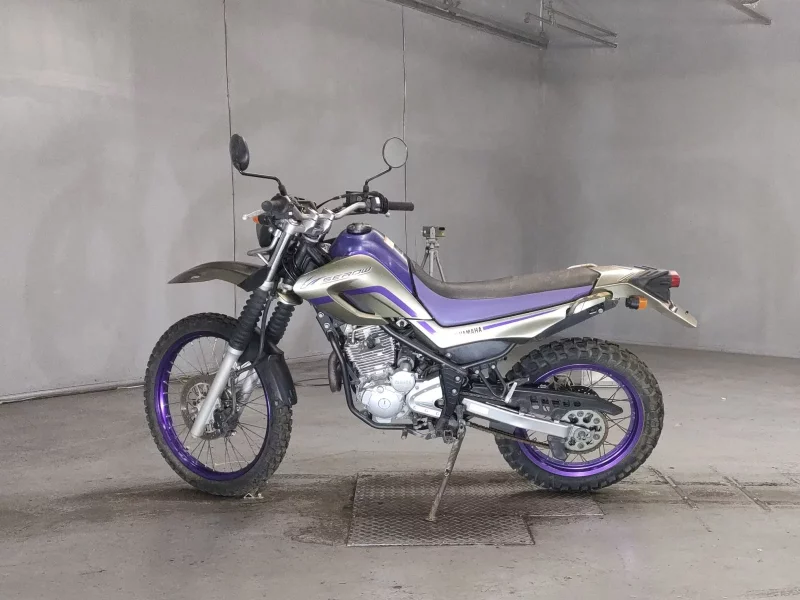 Yamaha SEROW 250