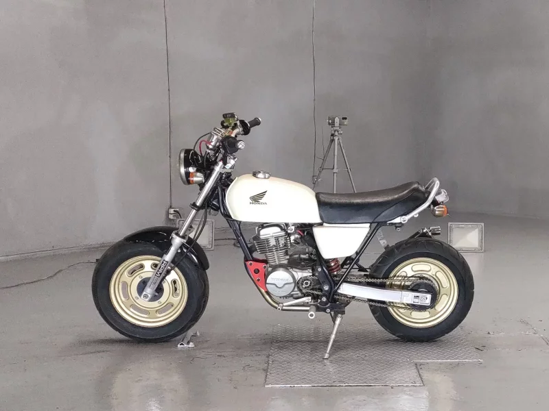 Honda APE50
