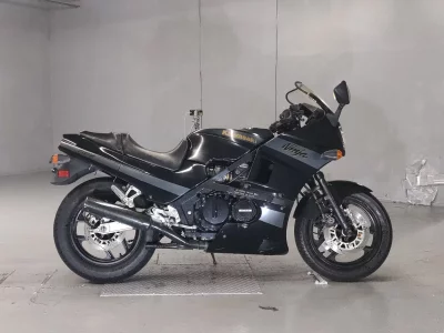 Kawasaki GPZ400R