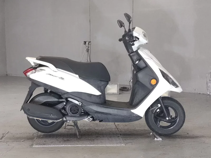 Yamaha AXIS Z