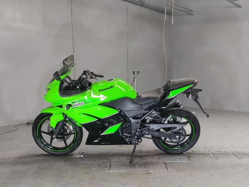 Kawasaki NINJA250R