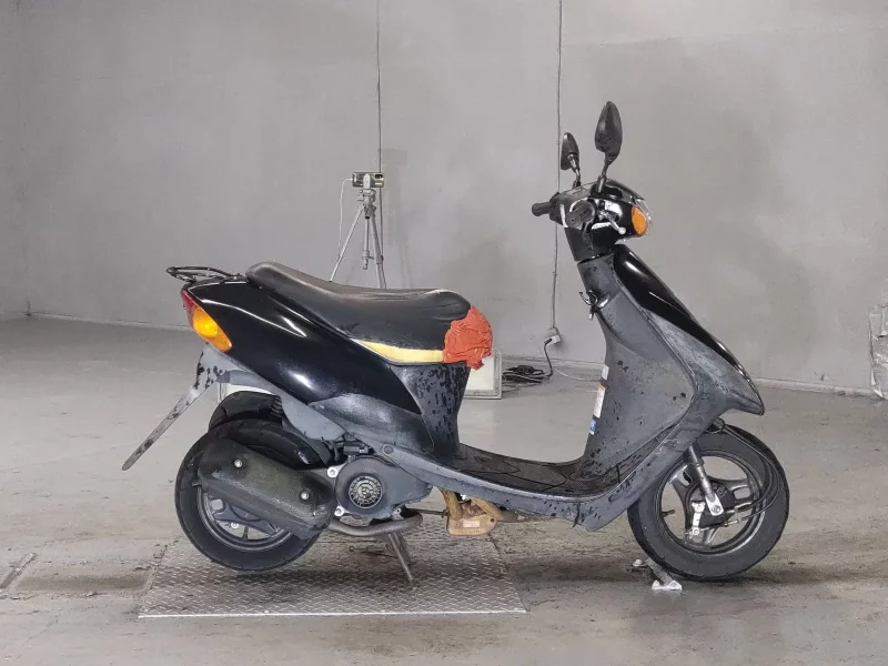 Suzuki LET S2