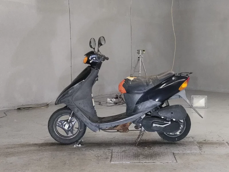 Suzuki LET S2