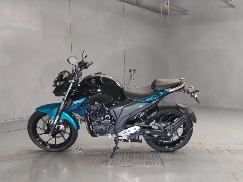 Yamaha FZ25