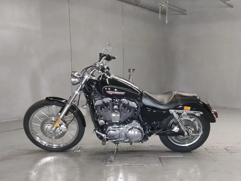 Harley-Davidson HARLEY XL1200C