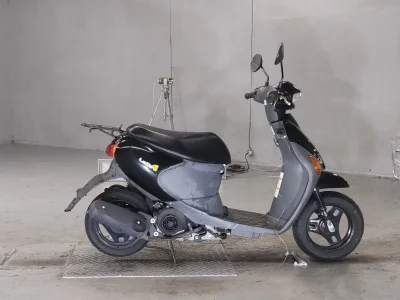 Suzuki LET S4