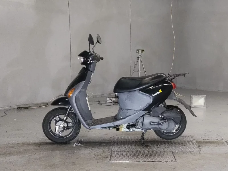 Suzuki LET S4