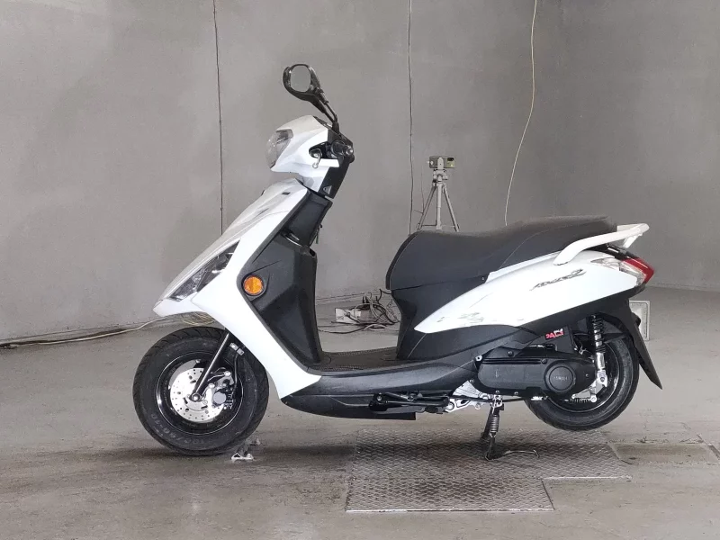 Yamaha AXIS Z