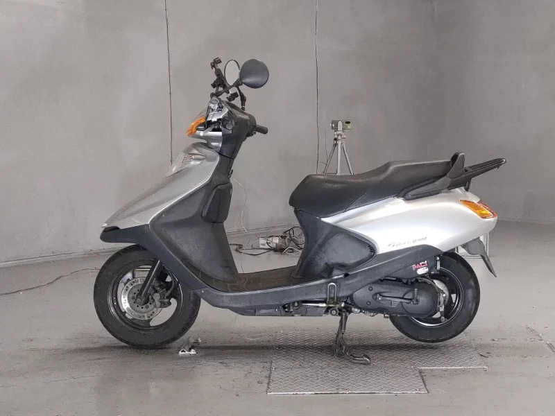 Honda SPACY100