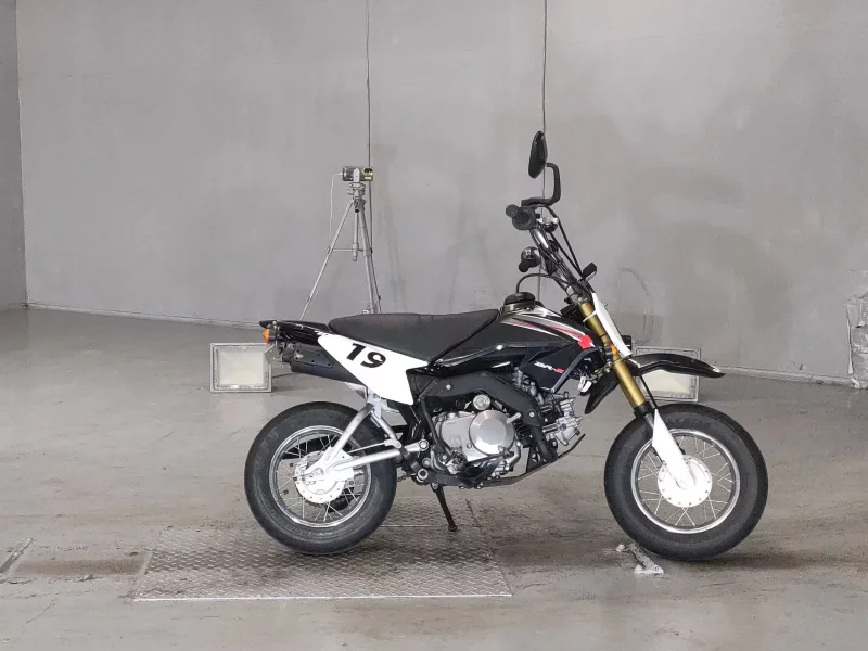 Suzuki DR-Z70