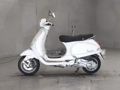 Vespa VESPALX125