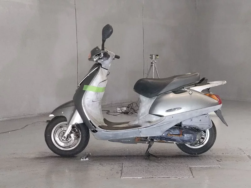 Honda LEAD 100