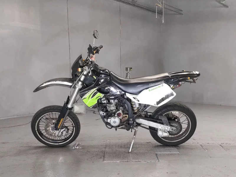 Kawasaki D-TRACKER