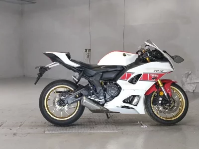 Yamaha YZF-R7